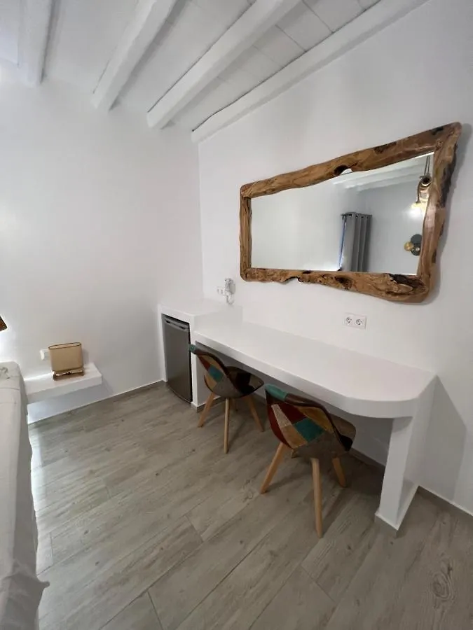 Chill Out Studio Mykonos Town شقة